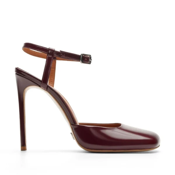 Roma Patent