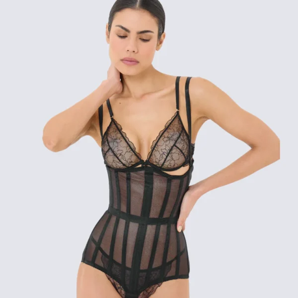 Cape form bodysuit black